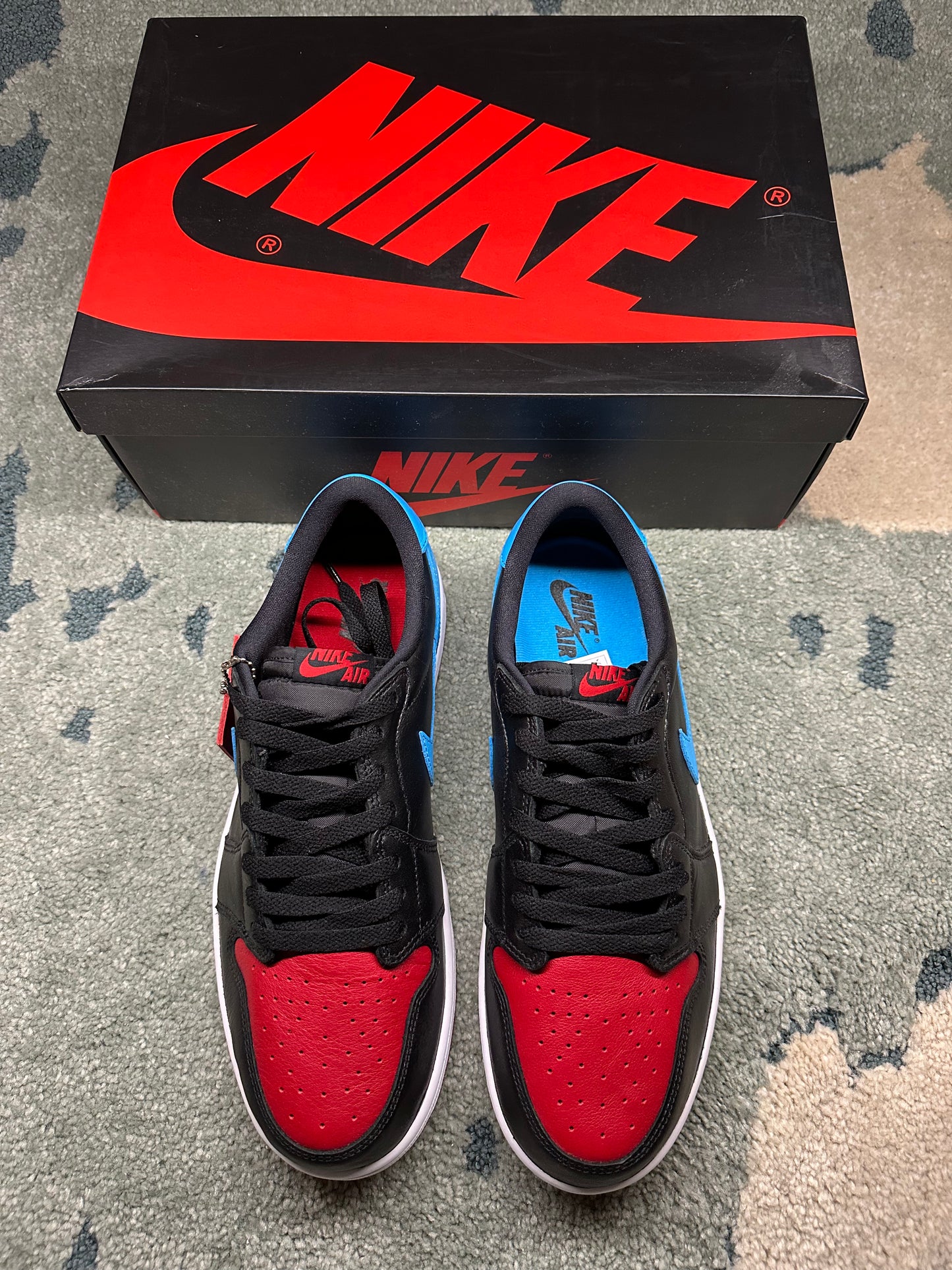 Jordan 1 Low OG (Taille 44)