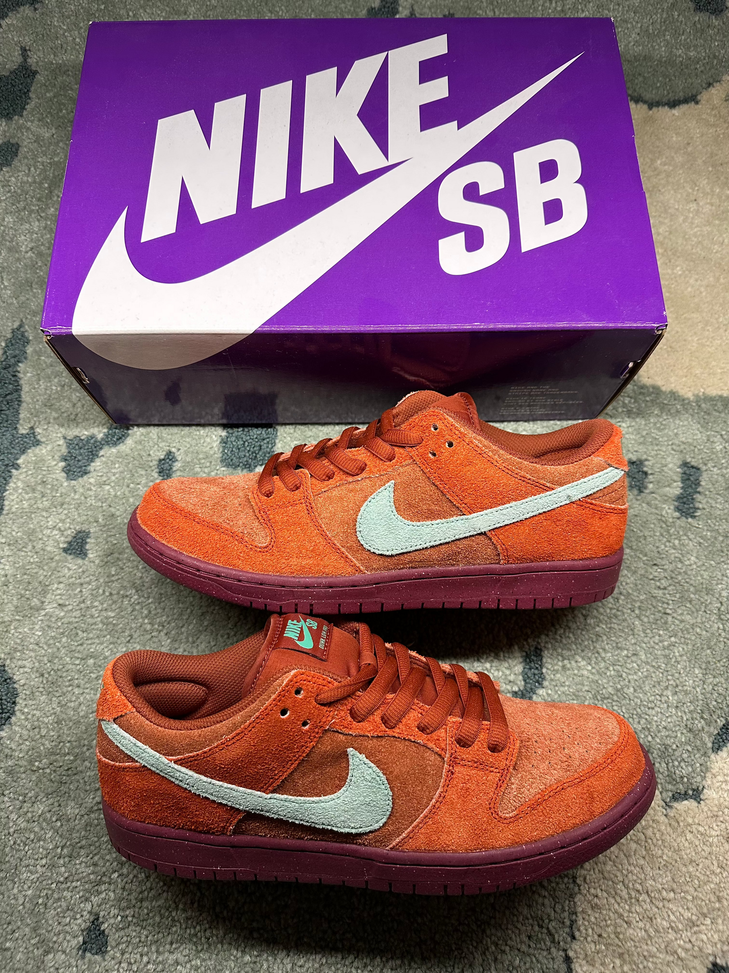 Nike SB Dunk Low Mystic Red (Taille 43)