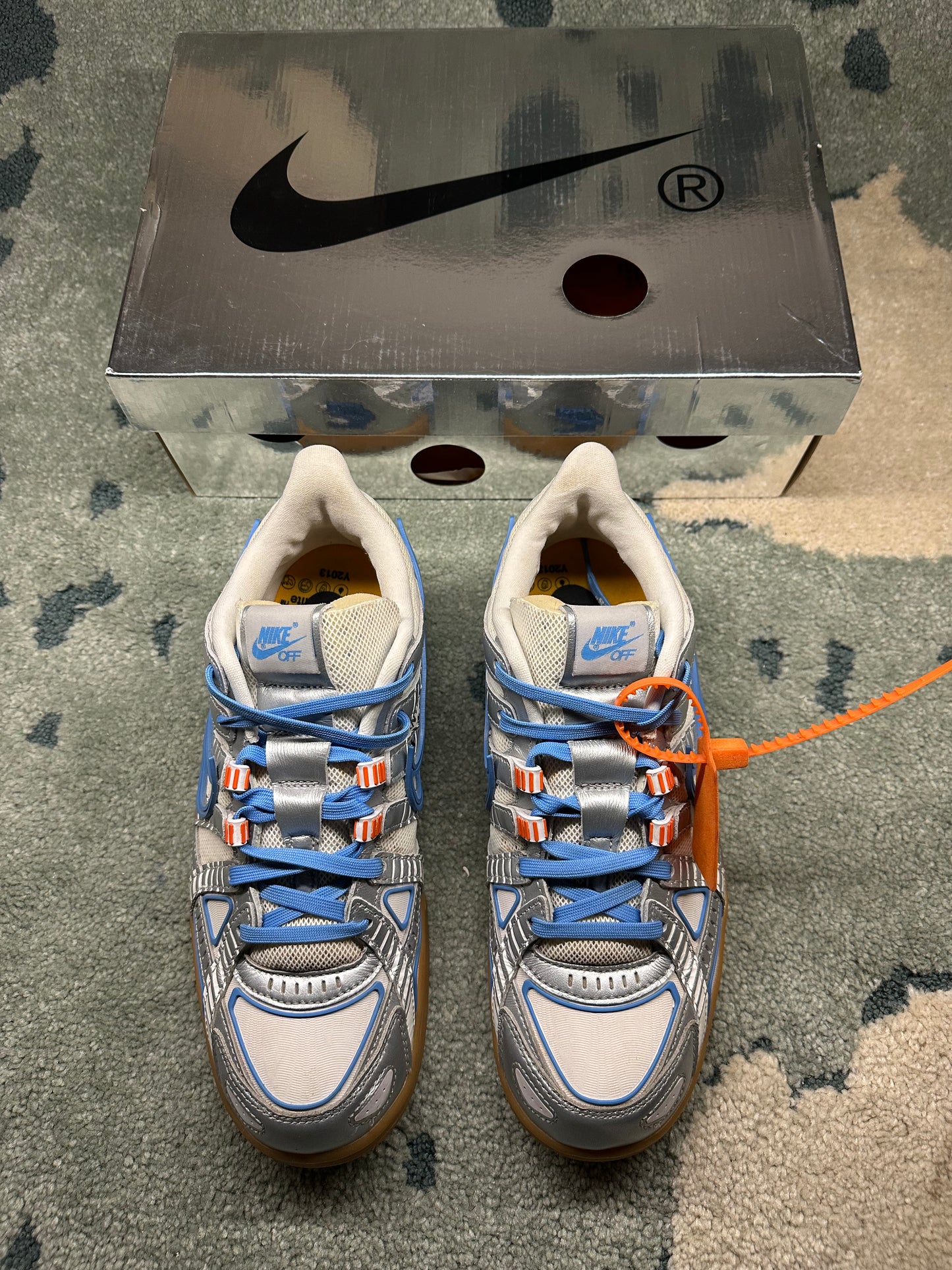 Nike Dunk Low Rubber Off White UNC (Taille 43)